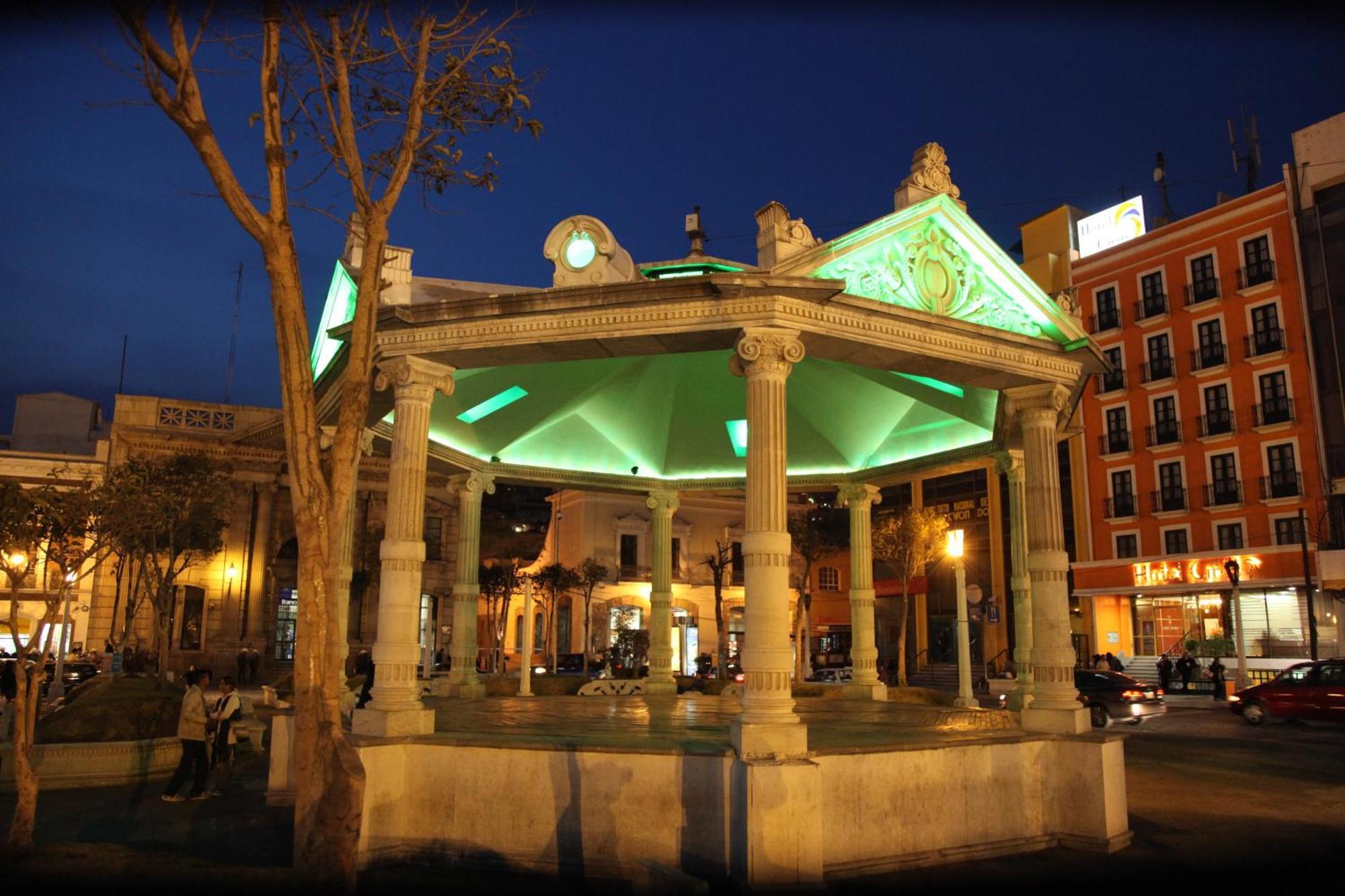 Hotel Emily Pachuca Exterior photo